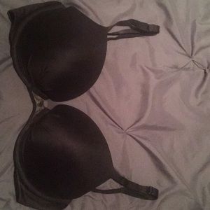Victoria’s Secret 36D Bra